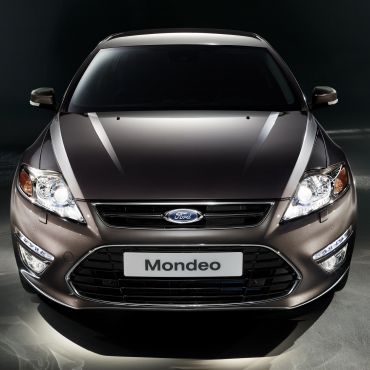 mondeo-sedan %2