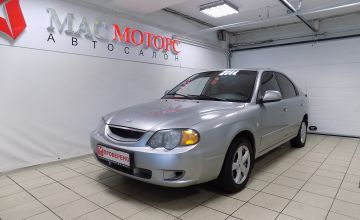 Kia Shuma