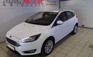 Ford Focus хэтчбек Белый