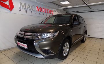 Mitsubishi Outlander III