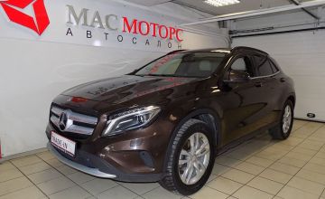 Mercedes-Benz GLA 200
