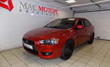 Mitsubishi Lancer