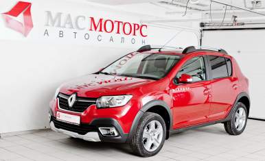 Renault Sandero Stepway Красный