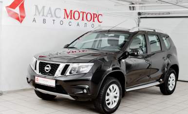Nissan Terrano Черный