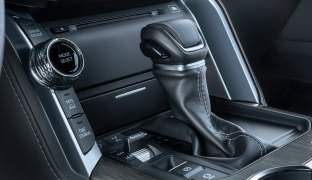 Toyota Land Cruiser 300