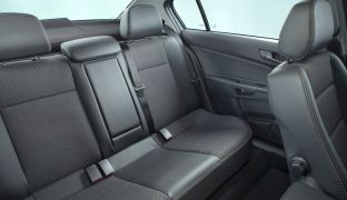 Opel Astra: седан