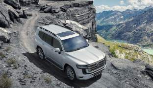 Toyota Land Cruiser 300
