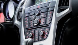 Opel Astra: хэтчбек