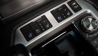 Toyota Land Cruiser 200