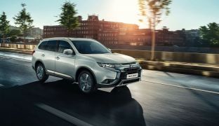 Mitsubishi Outlander 7 мест