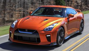 Nissan GT-R