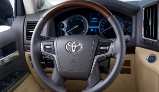 Toyota Land Cruiser 200