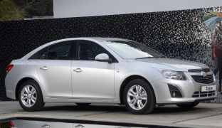 Chevrolet Cruze: седан