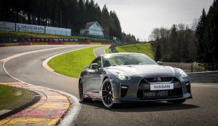 Nissan GT-R