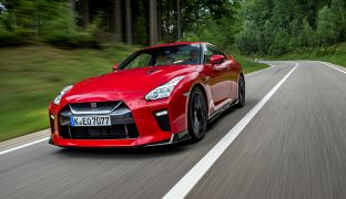 Nissan GT-R