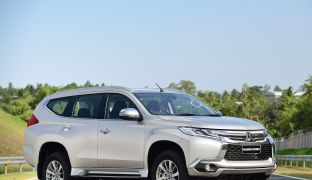 Mitsubishi Pajero Sport 2020