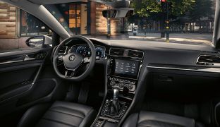 Volkswagen Golf (2020)