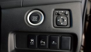 Mitsubishi Pajero Sport 2020