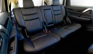 Mitsubishi Pajero Sport 2020