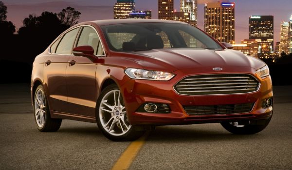 Ford Mondeo седан