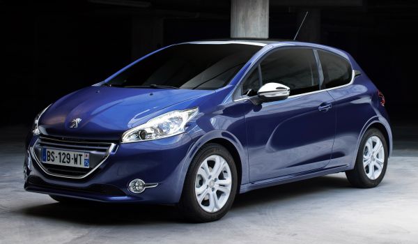 Peugeot 208 3D