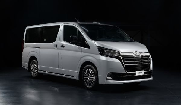 Toyota Hiace VIP